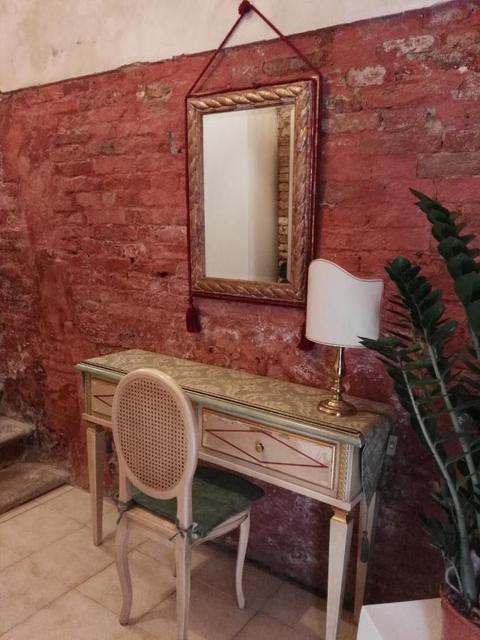 Butterfly Guest House Венеция Экстерьер фото