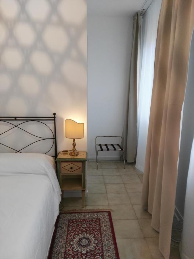 Butterfly Guest House Венеция Экстерьер фото